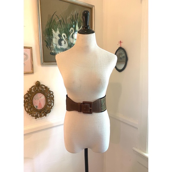 Vintage tooled leather belt with radish design! - Picture 6 of 6